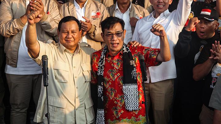 Momen Prabowo Subianto Berteima Kasih Sekaligus Minta Maaf ke Budiman Sudjatmiko,